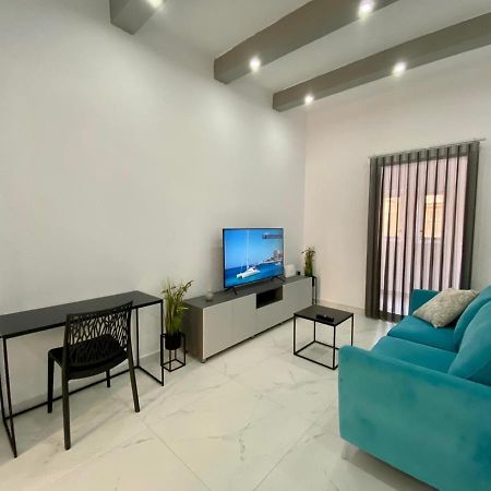 Seaside Apartment In Gzira Eksteriør billede